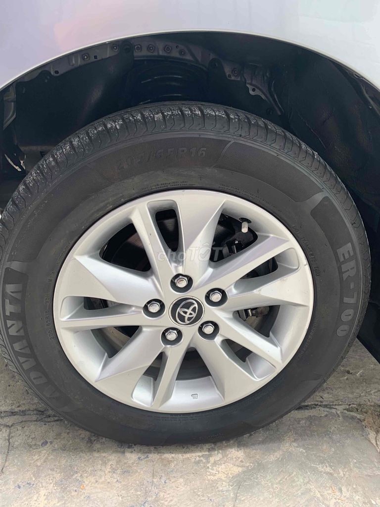 Toyota Innova 2019 2.0E Bạc. Mua bán Ô tô tại Quận 8 Tp Hồ Chí Minh được đăng bởi A Thao hình 8