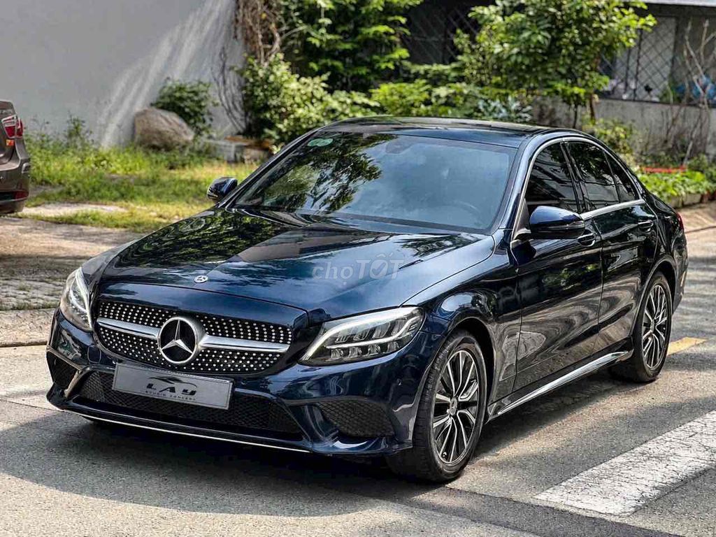 Мерседес C200FL модель 2019 года супер красивая 👍