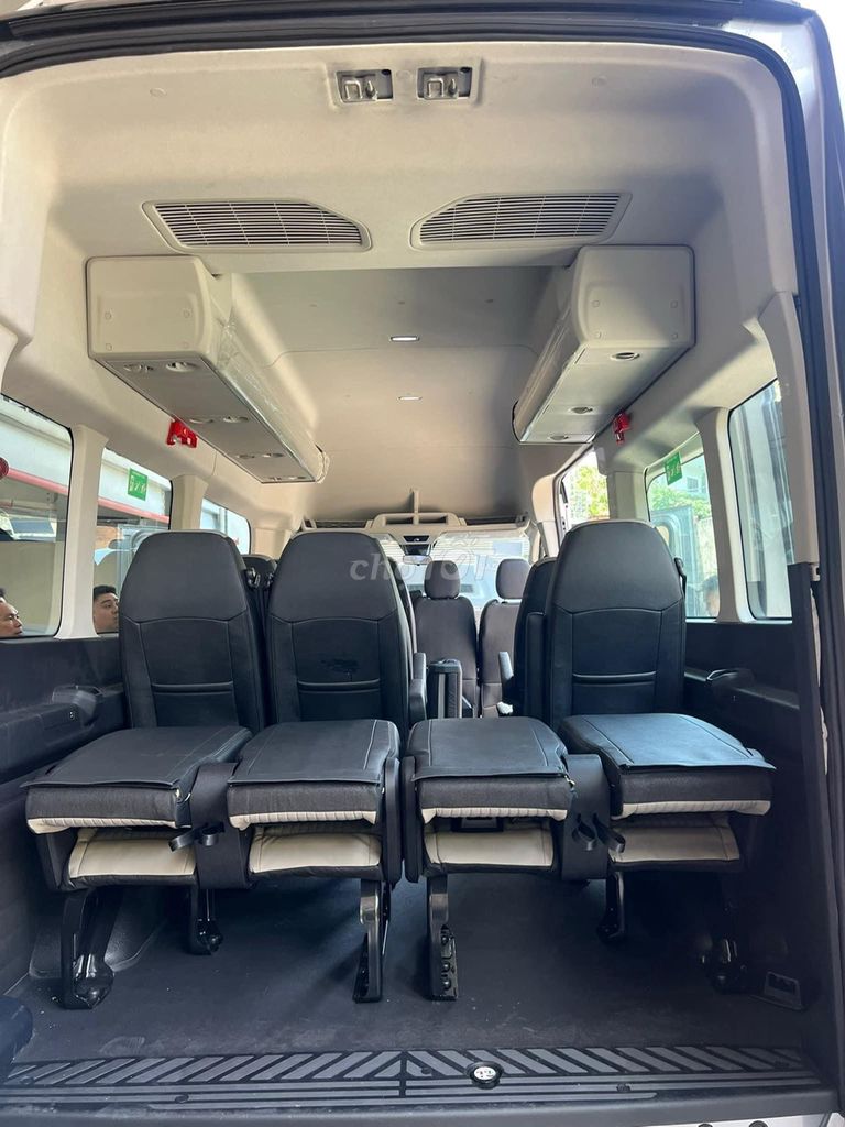 Ford Transit 2024, Phom mới, 3 phiên bản, Giao T7. Mua bán Ô tô tại Quận Hoàng Mai Hà Nội được đăng bởi Ford Pháp Vân hình 6