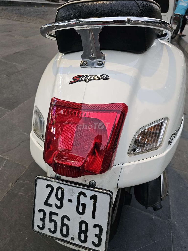 Cực đẹp GTS 125 3vie trắng. Mua bán Xe máy tại Quận Ba Đình Hà Nội được đăng bởi Bách hình 9