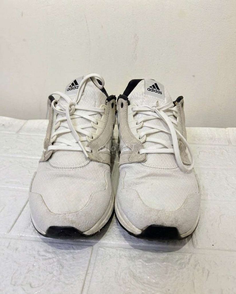Giày chạy bộ Adidas Trắng Unisex. Mua bán Giày dép tại Quận Hà Đông Hà Nội được đăng bởi Phạm Sơn hình 1