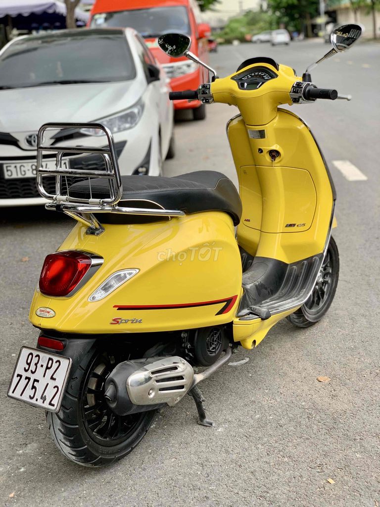Vespa Sprint vàng 2021 dáng đẹp xe chuẩn chính chủ. Mua bán Xe máy tại Thành phố Thủ Đức Tp Hồ Chí Minh được đăng bởi iMotorbike Khương Phan hình 13
