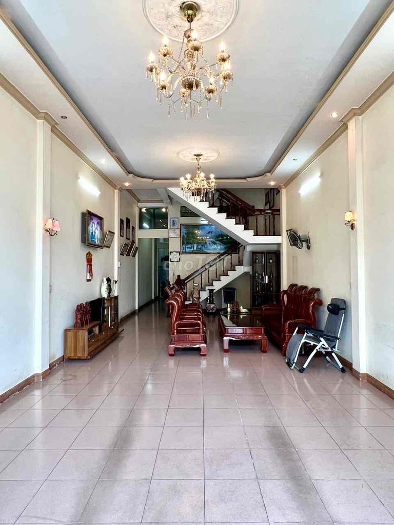 NHÀ MẶT TIỀN 153 HAI BÀ TRƯNG TRUNG TÂM QUẢNG NGÃI-100m2 ĐẤT, 3 TẦNG