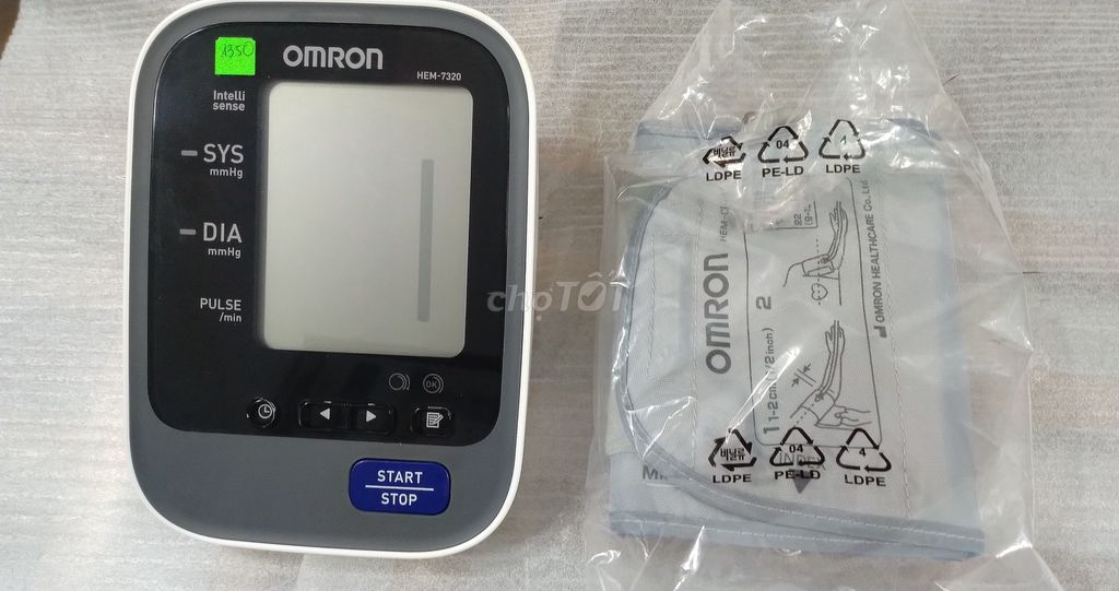 Máy đo huyết áp bắp tay Omron HEM 7320 - xtay Nhật