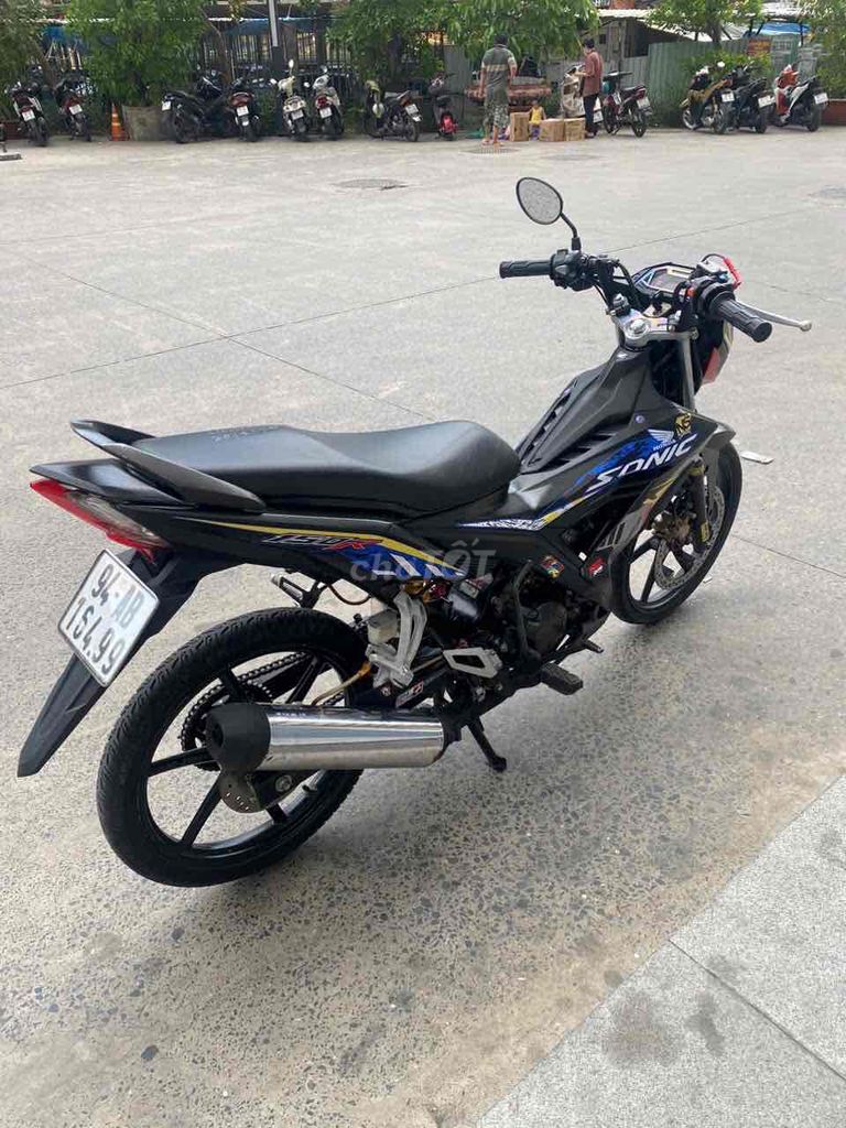 Honda Sonic dk mới 2024,bst94,xe đẹpêm,có cccd chủ. Mua bán Xe máy tại Quận 8 Tp Hồ Chí Minh được đăng bởi Bảo Anh hình 4