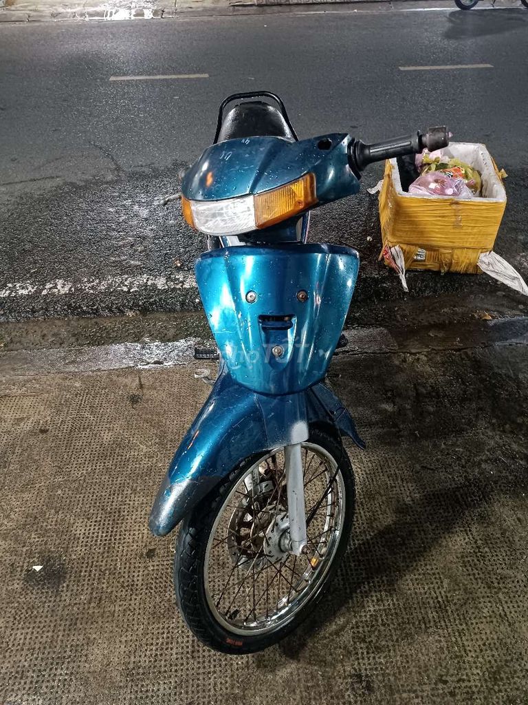 Cần bán xe đẹp ,máy im không đi nữa cần bán. Mua bán Xe máy tại Thành phố Thuận An Bình Dương được đăng bởi Cong Thuc Doan hình 1