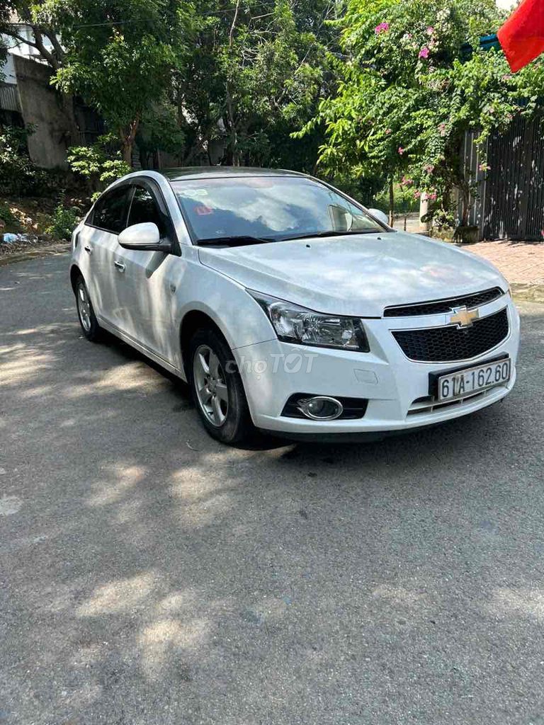 CRUZE đời 2014. số tự động. hàng 1.8 cao cấp 1 chủ. Mua bán Ô tô tại Thành phố Dĩ An Bình Dương được đăng bởi Tuan hình 9