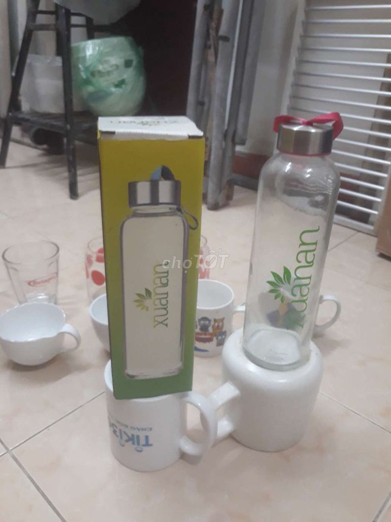 Bình đựng nước , ly sứ .. Mua bán Dụng cụ nhà bếp tại Quận Phú Nhuận Tp Hồ Chí Minh được đăng bởi Lê thanh hình 1