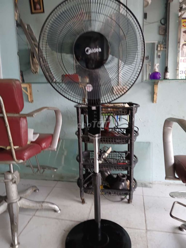Quạt đứng Midea FS40-10NAVN(K) mới. Mua bán Quạt tại Huyện Bình Chánh Tp Hồ Chí Minh được đăng bởi Đại Phúc chuyên hàng chính hãng mới giá rẻ hình 1