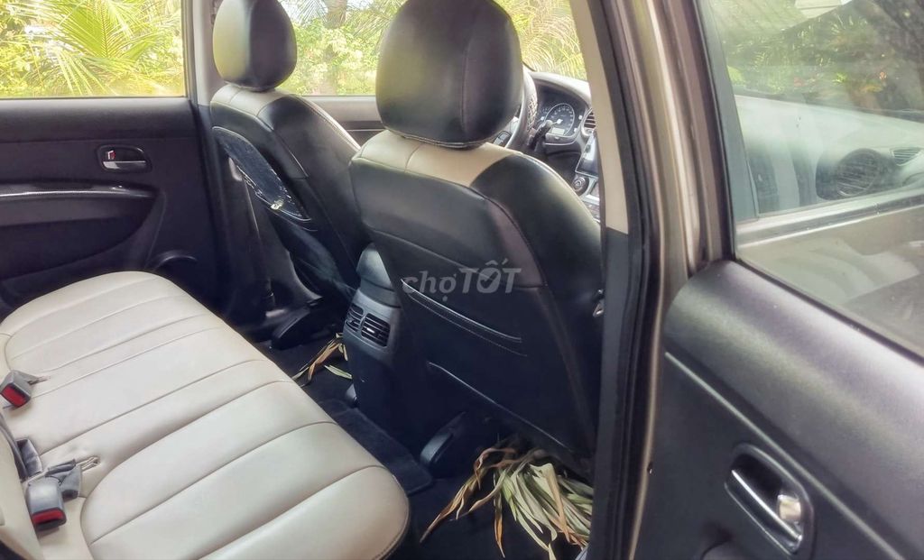 Kia Carens bản full 2.0 sx 2013  - 112000 km. Mua bán Ô tô tại Huyện Long Hồ Vĩnh Long được đăng bởi Hieu hình 7