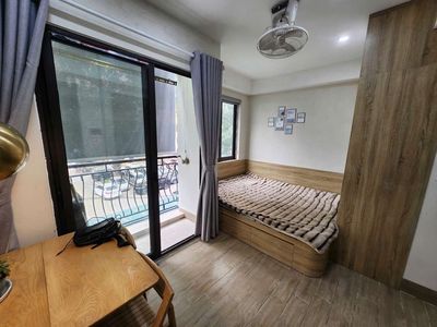 Căn Hộ Mini Ban Công 30m2 - Thang Máy Gần ĐH Hutech, GTVT, Hồng Bàng