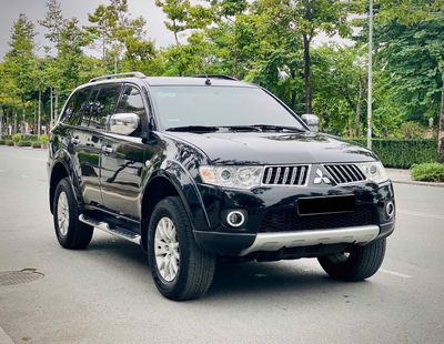 Mitsubishi Pajero Sport 7 chỗ tự động máy dầu RẺ. Mua bán Ô tô tại Quận Thanh Xuân Hà Nội được đăng bởi Vạn Phát  Auto
