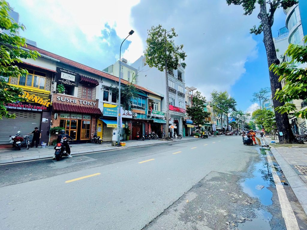 ? Nhà đẹp trung tâm Q1 – Nguyễn Công Trứ, trệt lầu, giá chỉ 70tr! Nguyễn Công Trứ, Phường Nguyễn Thái Bình, Quận 1, Tp Hồ Chí Minh Quận 1 Tp Hồ Chí Minh