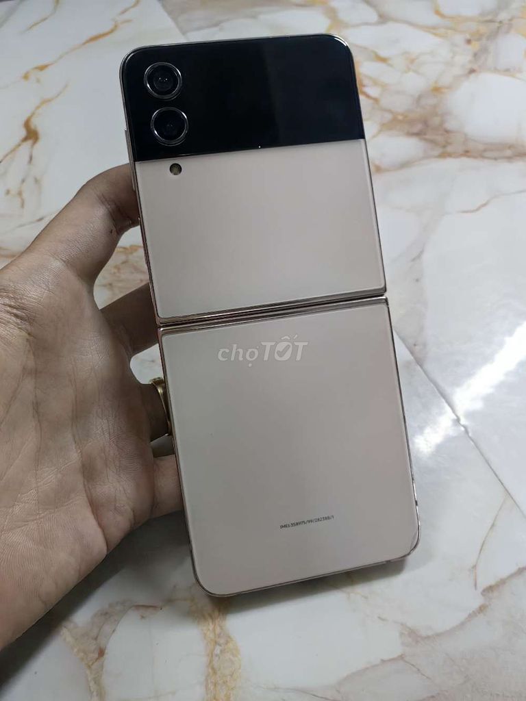 Samsung Z Flip 4 256GB Vàng. Mua bán Điện thoại tại Thành phố Biên Hòa Đồng Nai được đăng bởi Nguyễn Hoàng Anh hình 1