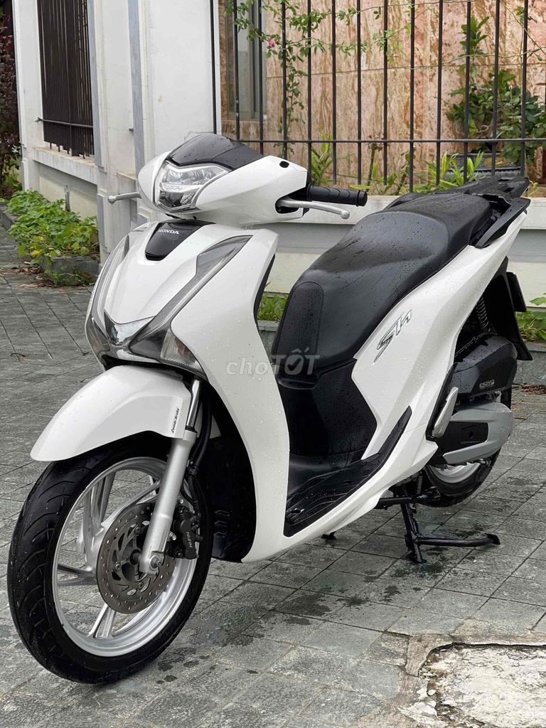 SH 125i Nguyên Bản 2018 Chất_Bảo Hành 3 Năm. Mua bán Xe máy tại Huyện Gia Lâm Hà Nội được đăng bởi Xe Máy Phúc Hưng hình 2