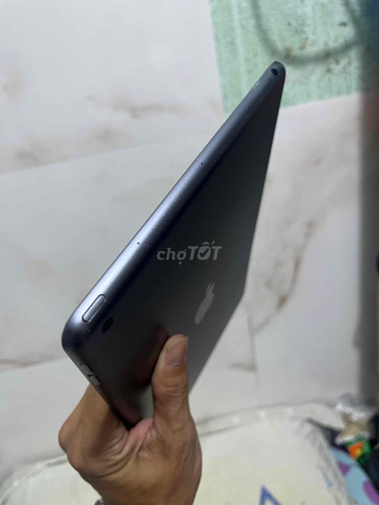 iPad gen 7 32g Wifi. Mua bán Máy tính bảng tại Quận 4 Tp Hồ Chí Minh được đăng bởi bảo hình 4
