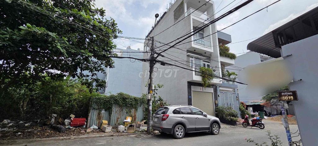 ĐẤT NỀN MẶT TIỀN ĐƯỜNG SỐ 8 KHU NAM LONG, DT: 4x15.1m GIÁ: 5.5TỶ