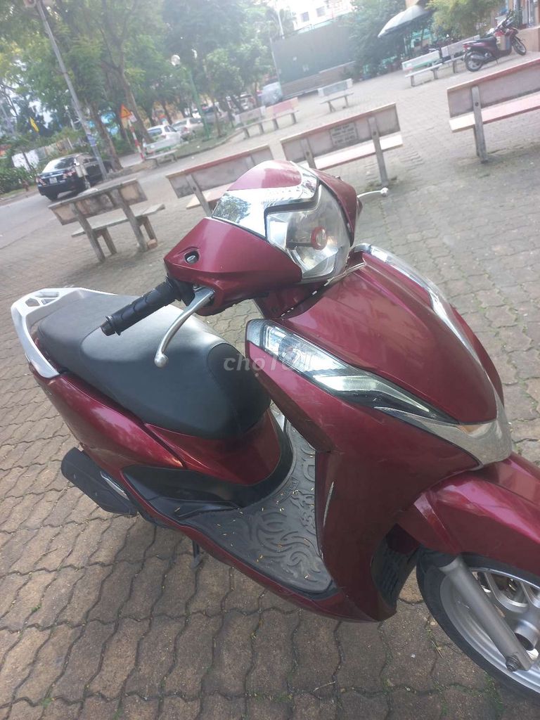 Honda Lead 2021 màu đỏ, xe đẹp, cốp rộng, mới 90%. Mua bán Xe máy tại Quận Hoàng Mai Hà Nội được đăng bởi BÙI THỊ NHUNG hình 6