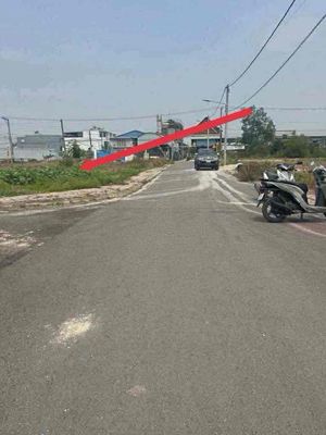 đất 2 măt tiền đường nhựa Lộc An-Long Thành