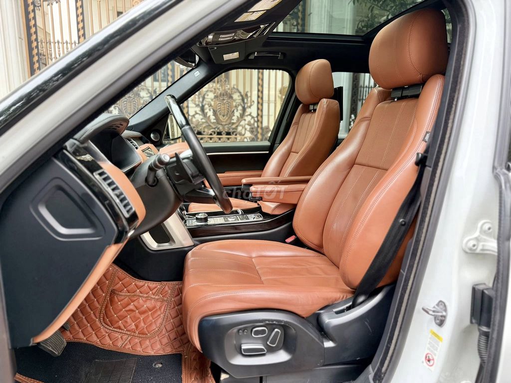 RANGE ROVER HSE 2014 DKLD 2015 Siêu Mới, Siêu Đẹp. Mua bán Ô tô tại Quận Tây Hồ Hà Nội được đăng bởi Nguyễn Hoàng Sơn hình 4
