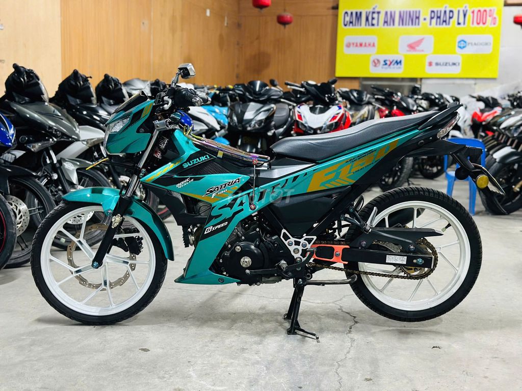 XE MÁYTHANH TÙNG_SATRIA 150 XANH 2023 SIÊU. Mua bán Xe máy tại Quận Nam Từ Liêm Hà Nội được đăng bởi THANH TÙNG hình 4