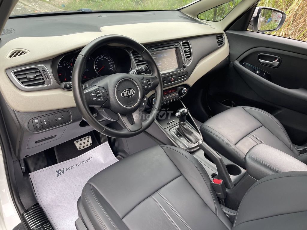 Kia Rondo 2.0 GAT 2018 Gia Đình Cực Đẹp Hàng Hiếm. Mua bán Ô tô tại Thành phố Thủ Đức Tp Hồ Chí Minh được đăng bởi Auto Xuyên Việt hình 9