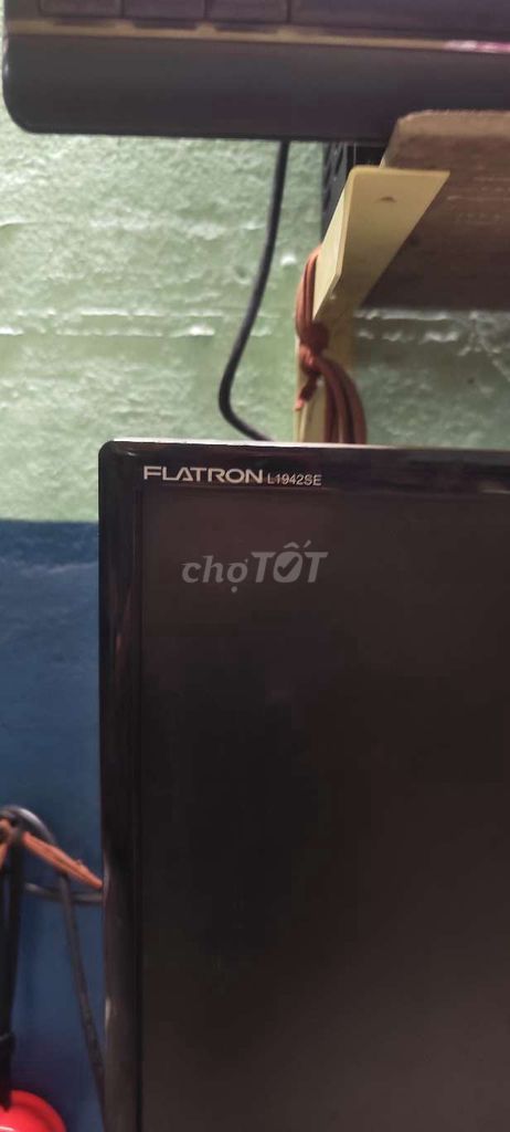 Màn hình LG FLATRON L1942SE Đen 19 inch. Mua bán Phụ kiện (Màn hình, Chuột...) tại Thành phố Thủ Đức Tp Hồ Chí Minh được đăng bởi thiền  hình 1