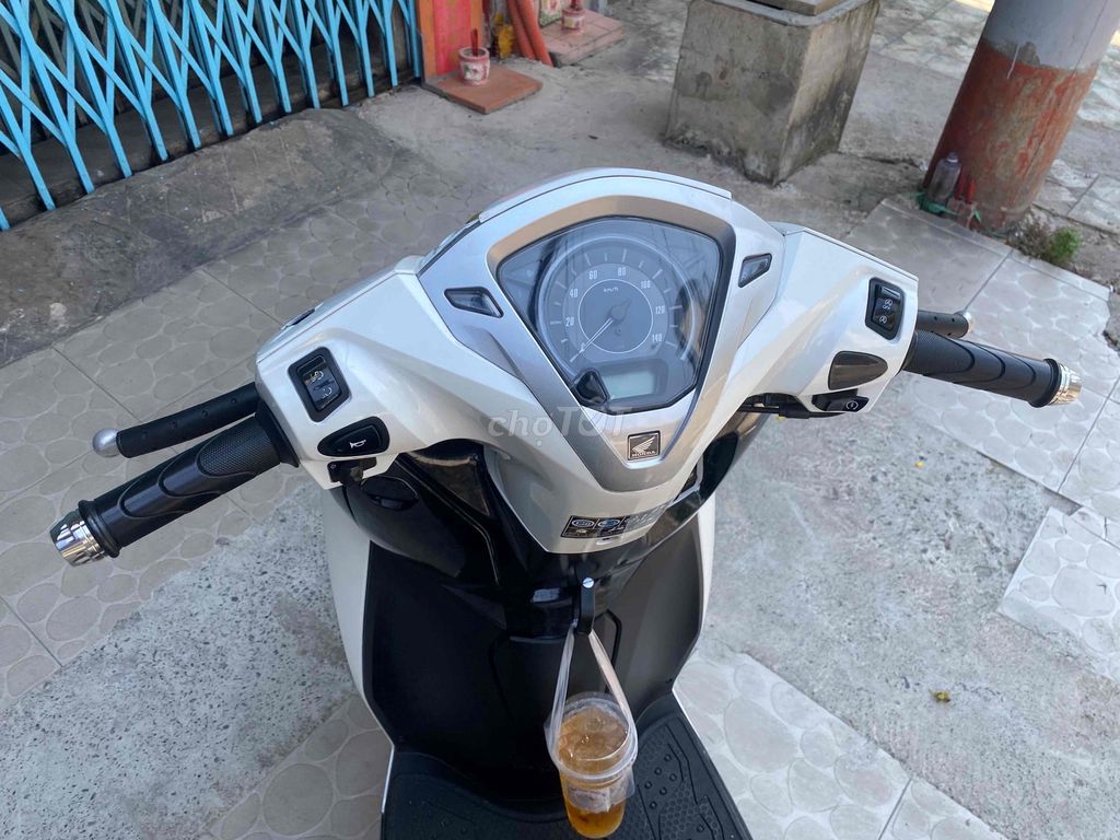 bám xe lead 4val : tặng Phuộc RCB : 9 chủ sang tên. Mua bán Xe máy tại Quận 11 Tp Hồ Chí Minh được đăng bởi cá nhân  hình 14