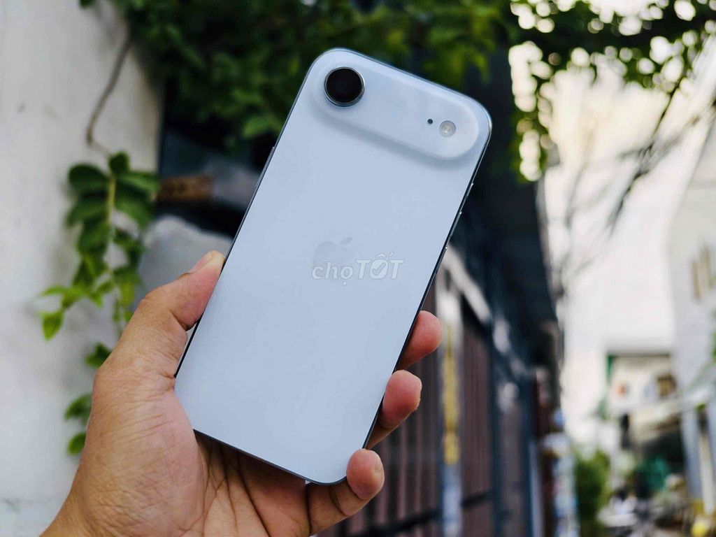 Apple iPhone Air 256GB Xanh 1 đổi 1 11.2026. Mua bán Điện thoại tại Quận Ninh Kiều Cần Thơ được đăng bởi Lê Khang hình 1