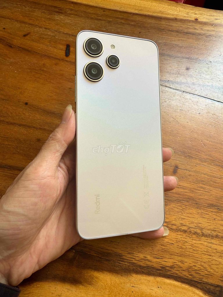 Redmi 12 Ram4/128 zin mới 98% có giao lưu. Mua bán Điện thoại tại Thành phố Buôn Ma Thuột Đắk Lắk được đăng bởi Nguyễn Tâm hình 1