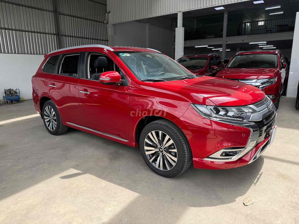 Mitsubishi Outlander 2022 Premium 2.0. Mua bán Ô tô tại Thành phố Thủ Đức Tp Hồ Chí Minh được đăng bởi Long Auto Vạn Phúc hình 7