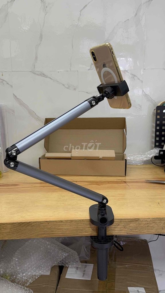 Giá đỡ điện thoại Hợp kim Xám Mới. Mua bán Phụ kiện (Màn hình, Chuột...) tại Quận 11 Tp Hồ Chí Minh được đăng bởi Nguyễn Thị Thúy An hình 1