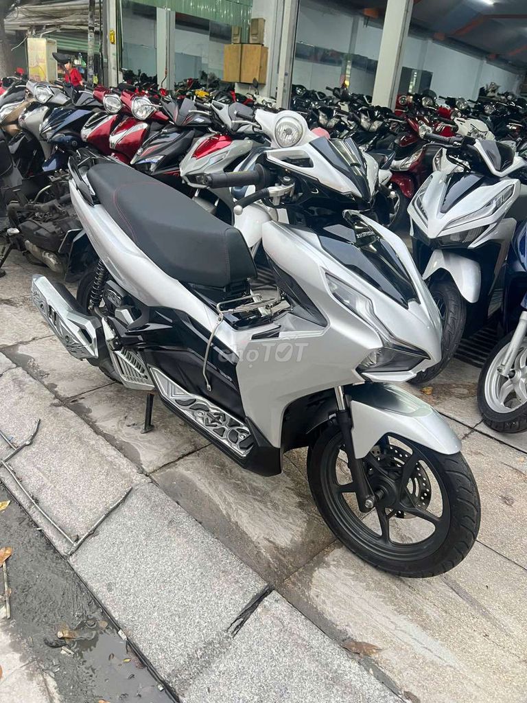 Honda Air Blade 125 2022 Серебристый Б/У