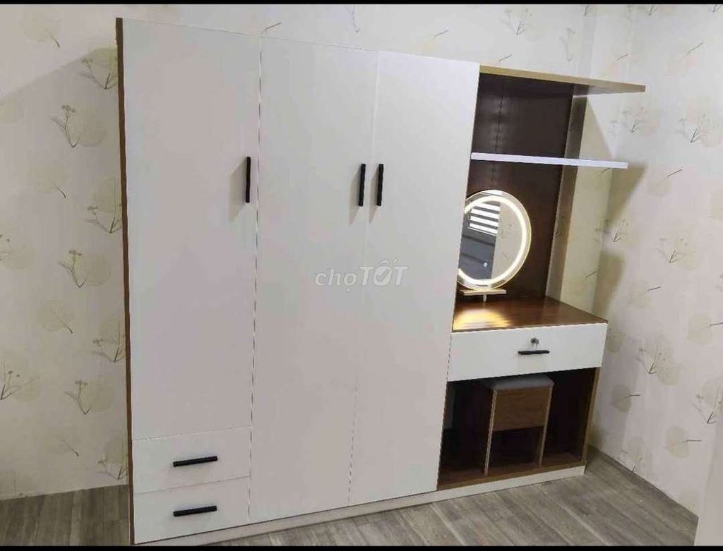 TỦ NHỰA ĐÀI LOAN 3 CÁNH LIỀN BÀN TRANG ĐIỂM. Mua bán Tủ, kệ gia đình tại Thành phố Biên Hòa Đồng Nai được đăng bởi Tủ nhựa đài loan hoàng quân hình 1