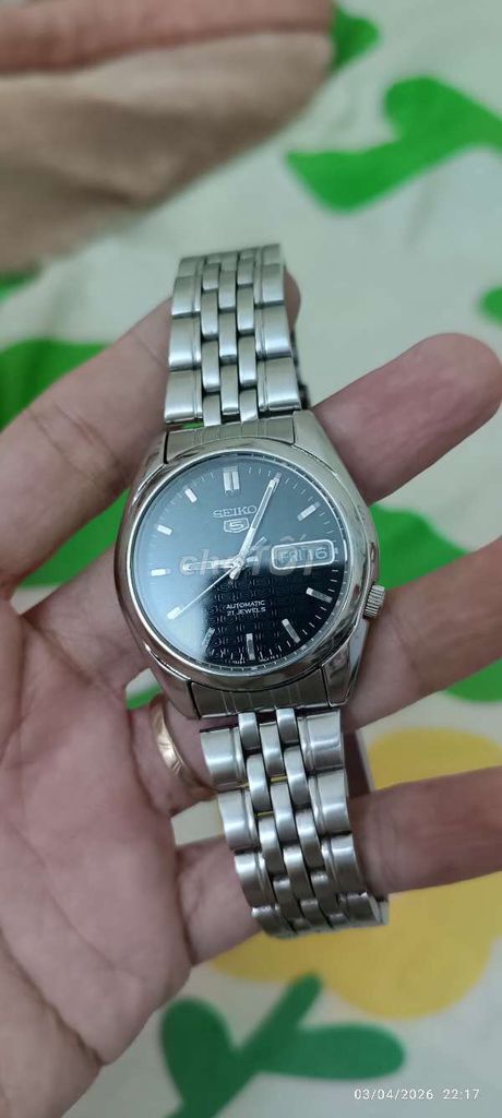 Đồng hồ Seiko 5 Automatic Nam Thép Bạc. Mua bán Đồng hồ tại Quận Hoàng Mai Hà Nội được đăng bởi Trần Hưởng luxury hình 1