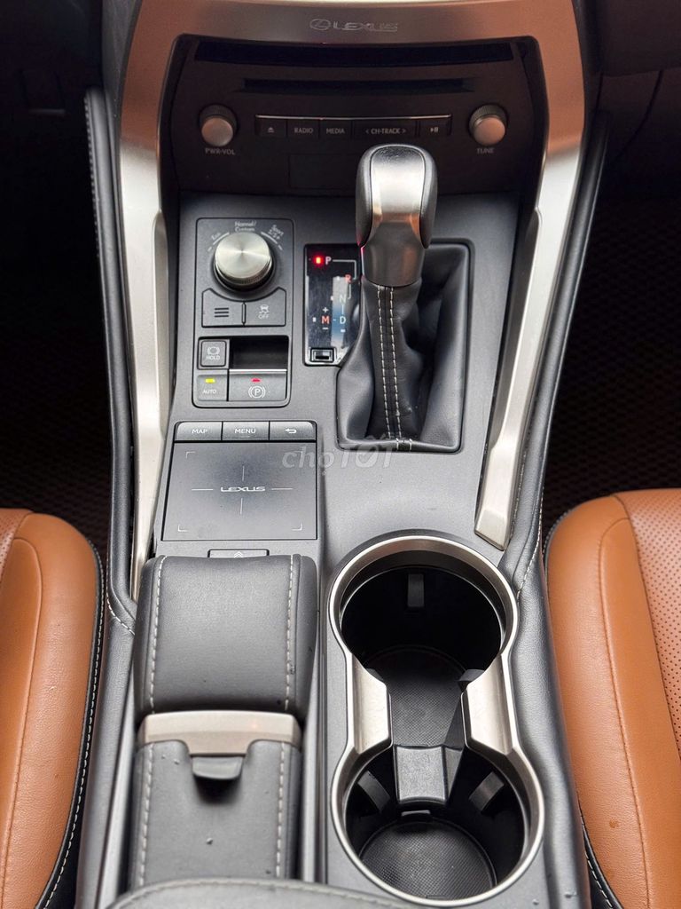 Gia đình ít sử dụng Lexus Nx300 nhập Nhật Full. Mua bán Ô tô tại Quận Gò Vấp Tp Hồ Chí Minh được đăng bởi Mss Ngọc hình 9