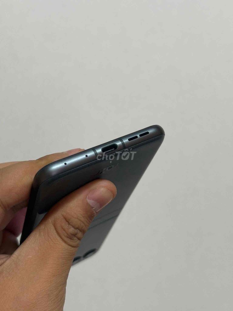 Motorola Razr 2024 256GB Đen. Mua bán Điện thoại tại Quận 8 Tp Hồ Chí Minh được đăng bởi Cầm Đồ Kim Thành hình 1