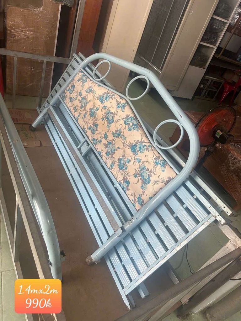 Giường sắt 1.4m x 2m. Mua bán Giường, chăn ga gối nệm tại Thành phố Nha Trang Khánh Hòa được đăng bởi Kim hồng hình 1