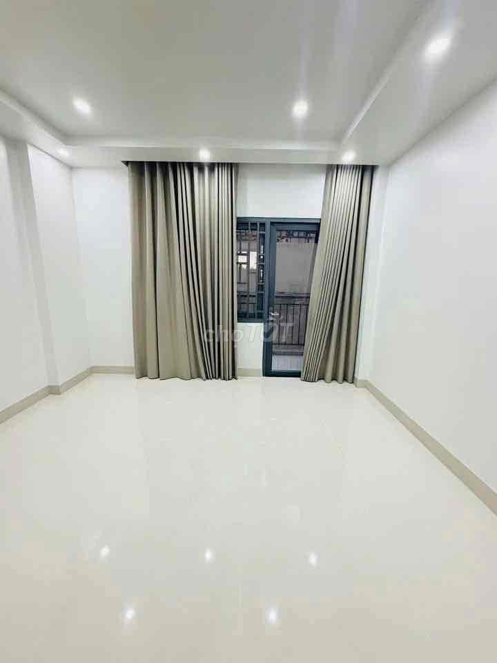 Новый дом 100% 5 спален рядом с Vạn Phúc City Thủ Đức, парковка для авто, есть кондиционер