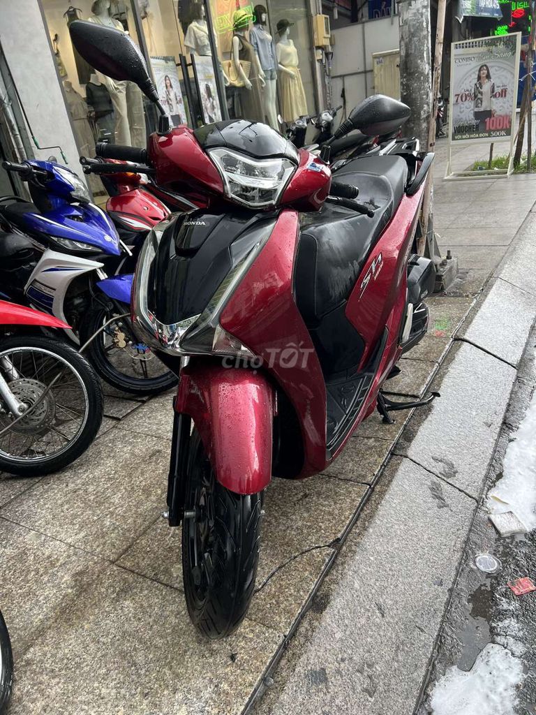 Honda SH150i 2018 mới 90% bstp chính chủ