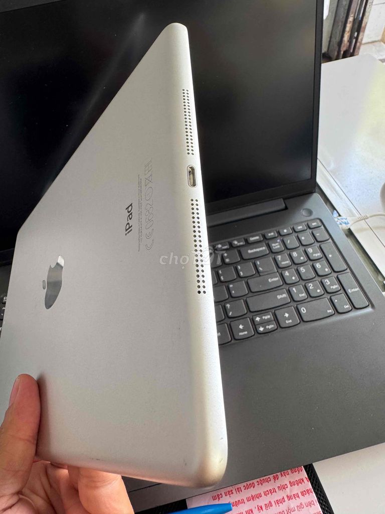 Apple iPad Air ZIN Full Chức Năng. Mua bán Máy tính bảng tại Quận Ninh Kiều Cần Thơ được đăng bởi phan Nhân  hình 1
