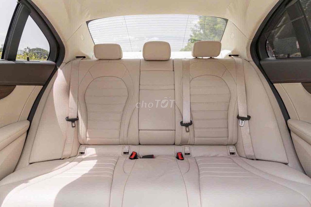 C200 Exclusive model 2020 bản có cửa sổ trời Full. Mua bán Ô tô tại Quận 7 Tp Hồ Chí Minh được đăng bởi Dương Phương hình 15