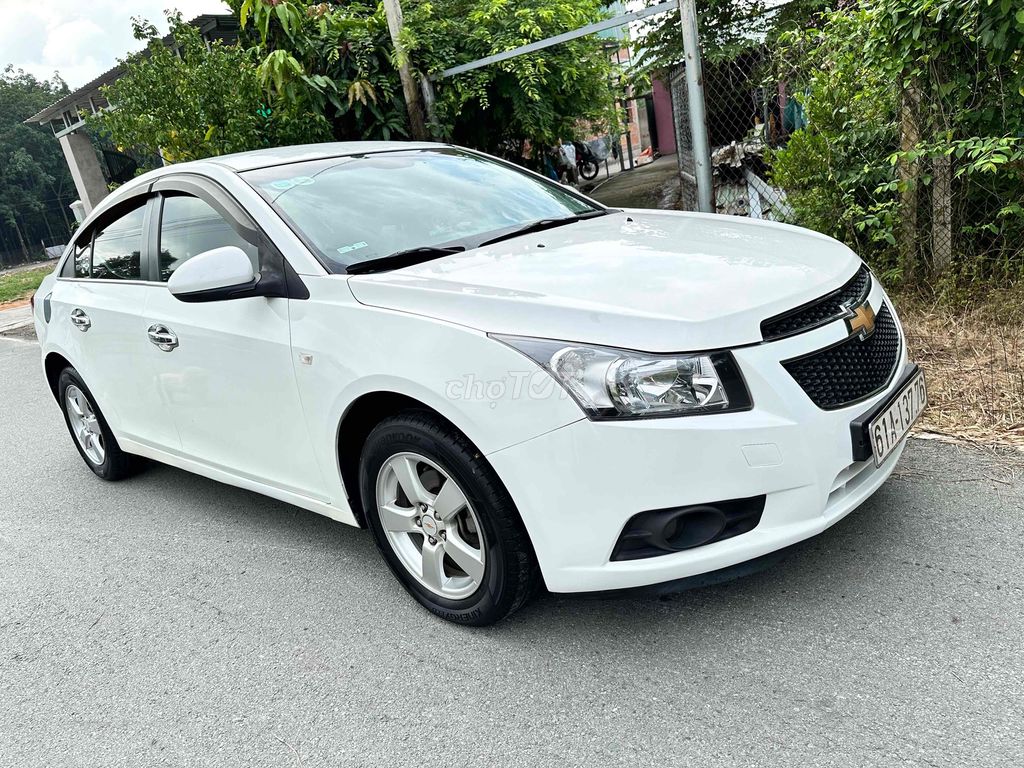 Cần bán nhanh xe chevrolet cruzbản LTZ số tự. Mua bán Ô tô tại Thành phố Thủ Dầu Một Bình Dương được đăng bởi nguyentruc hình 5