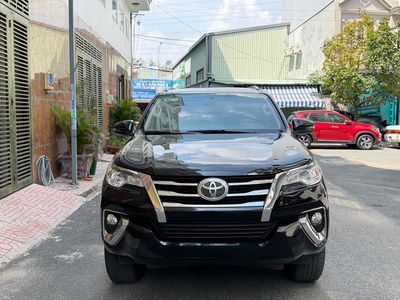Toyota Fortuner 2019 Đen 7 chỗ Tự động