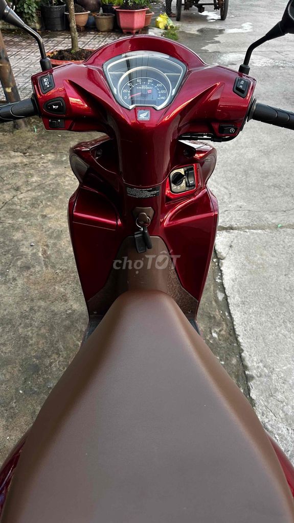 Honda Vision 2022 đỏ đen ( hỗ trợ góp ). Mua bán Xe máy tại Huyện Chợ Mới An Giang được đăng bởi Cửa hàng xe Thiên Phước 2 hình 16