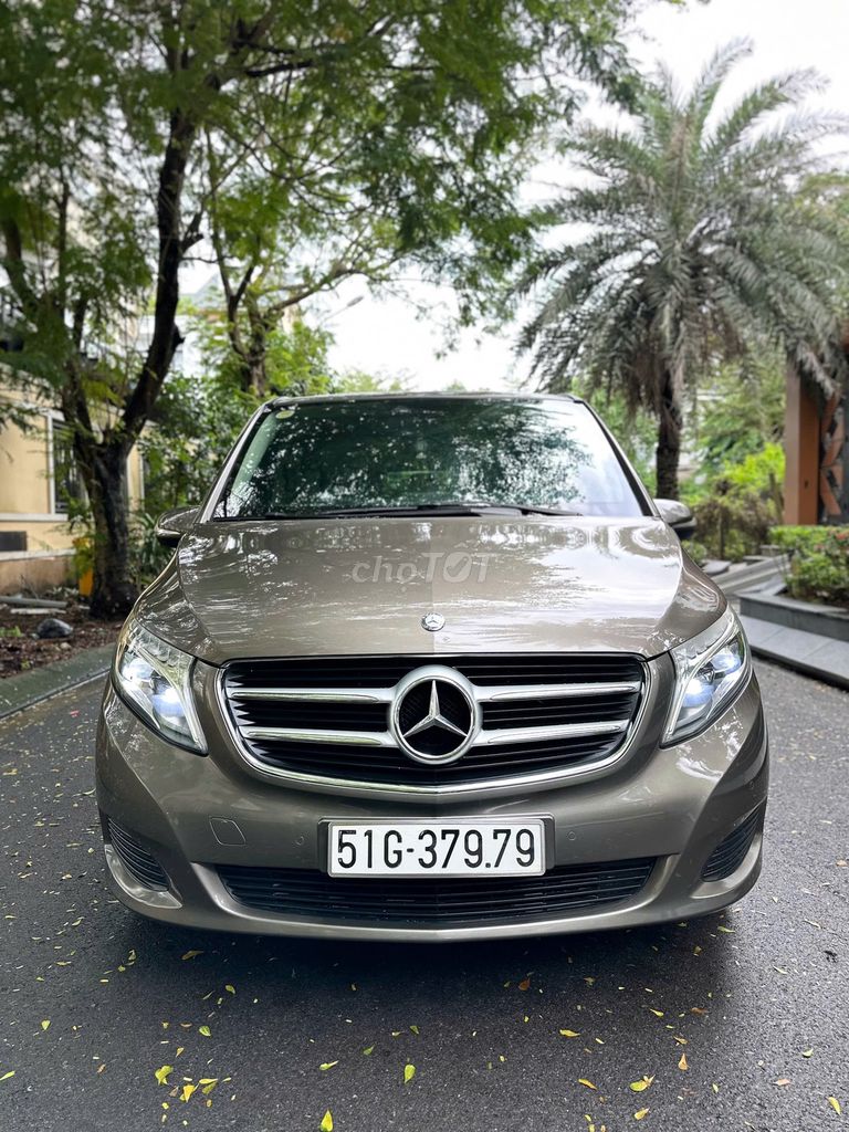 Mercedes-Benz V220d 2016 MPV песочно-коричневый