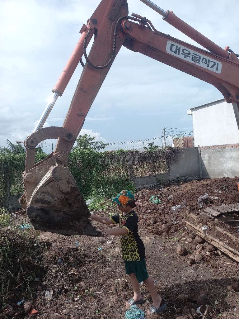 Xe cuốc còn nguyên bản. Mua bán Phương tiện khác tại Huyện Mỏ Cày Bắc Bến Tre được đăng bởi vang anh hình 4