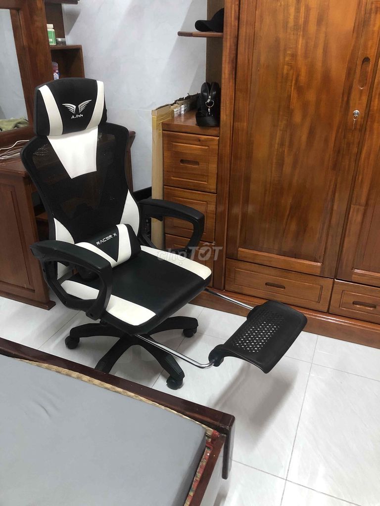 Ghế gaming AJhh Đen Trắng. Mua bán Bàn ghế tại Thành phố Vị Thanh Hậu Giang được đăng bởi Đạt   hình 1