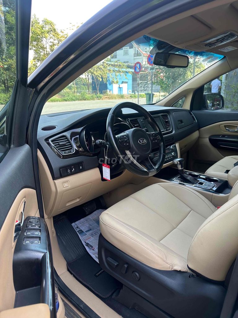Kia Sedona Platinum D Chính chủ. Mua bán Ô tô tại Quận 12 Tp Hồ Chí Minh được đăng bởi Diễm Phúc hình 7