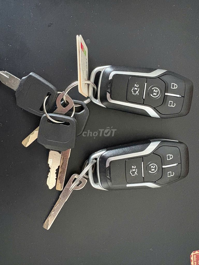 Gia đình bán Ford Explorer 2017 (Odo 29.000km). Mua bán Ô tô tại Thành phố Thủ Đức Tp Hồ Chí Minh được đăng bởi Trần Quốc Vũ hình 3